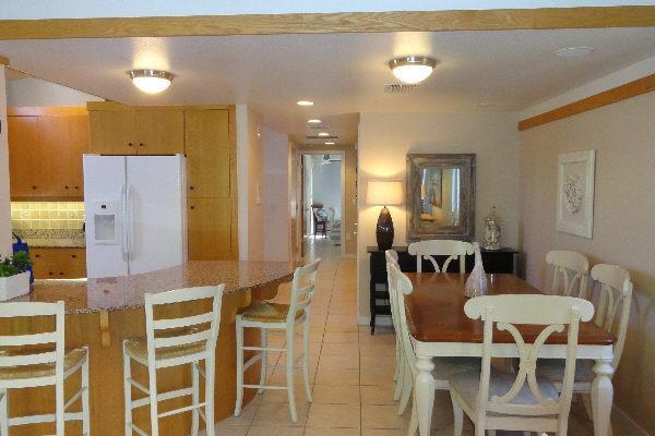 Serenity Four Bedroom Villa โฮล์มส์ บีช ภายนอก รูปภาพ